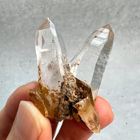 【ガネッシュヒマール産】リモナイトイン天然ヒマラヤ水晶/Ganesh Himal Limonite Himalayan Quartz