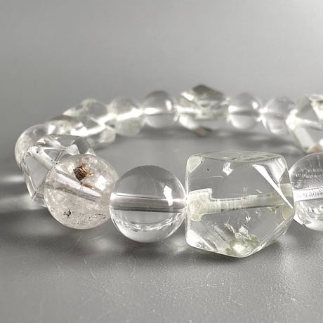 【デザインブレスレット】カイラス産"手磨き"天然ヒマラヤ水晶/Kailash Himalayan Quartz Design Bracelet