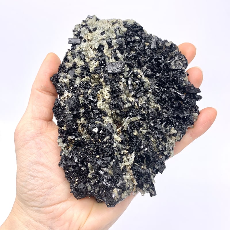 ネパールガネーシュヒマール産クローライト&ブラックトルマリン