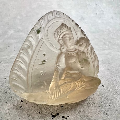 【ガウリシャンカール産】天然ヒマラヤレモンスモーキークォーツ "ホワイトターラ"仏像/Gaurishankar Himalayan Lemon Smoky "Green Tara"Statue