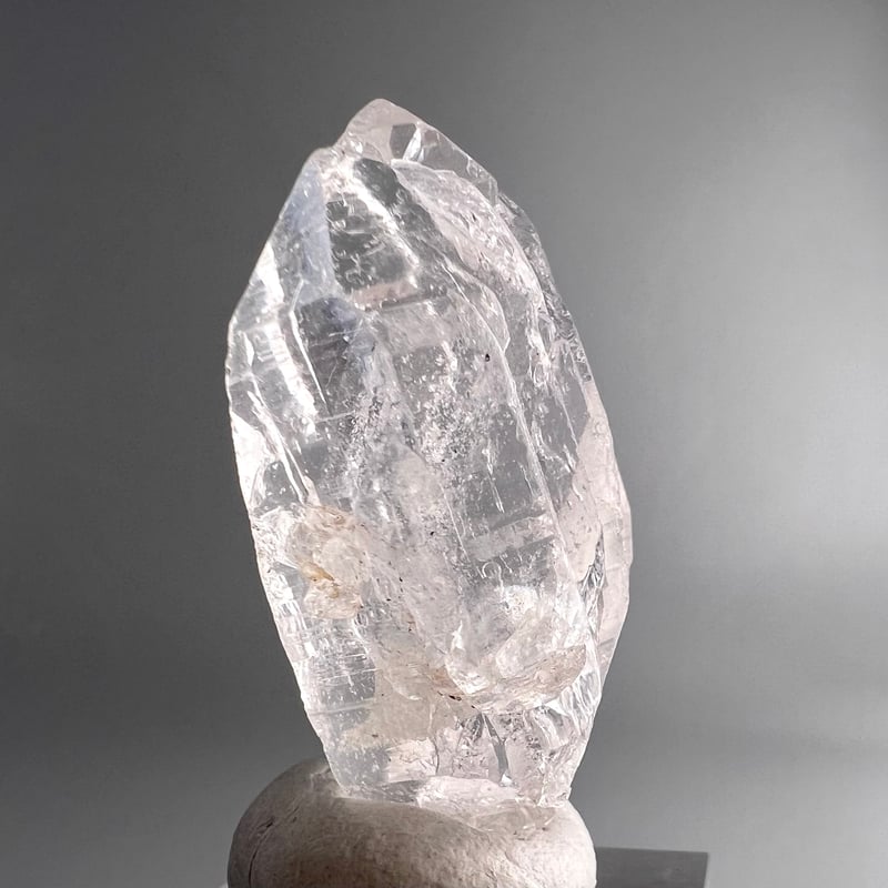 カイラス産天然ヒマラヤ水晶ポイント/Kailash Himalayan Quartz Poin