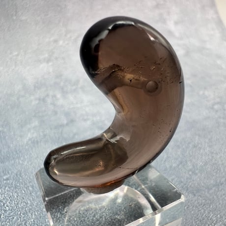 【ガウリシャンカール産】天然ヒマラヤスモーキークォーツ"手磨き加工"勾玉ビーズ①/Gaurishankar Himalayan Smoky Quartz Magatama Beads