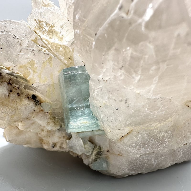 専用アクアマリン原石インクォーツ虹貫入アクアマリン　グランドレコードキーパー ネパール産アクアマリン入りヒマラヤ水晶クラスター Nepal Aquamarine