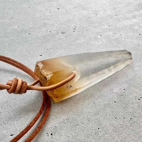 【ガネッシュヒマール産】リモナイトイン天然ヒマラヤ水晶ペンダント/Ganesh Himal Limonite in Natural Pendant