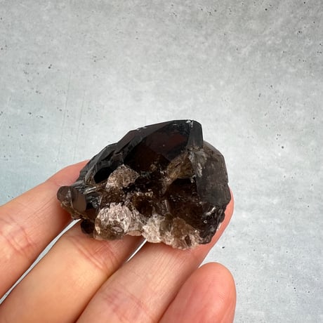 【ガウリシャンカール産】天然ヒマラヤスモーキークォーツ"B" /GauriShankar Himalayan Smoky Quartz