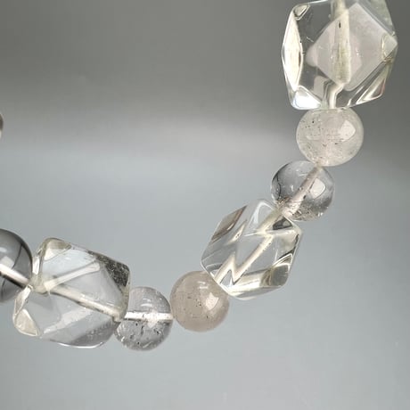 【カイラス産】"手磨き"天然ヒマラヤ水晶デザインブレスレット/Kailash Himalayan Quartz Design Bracelet