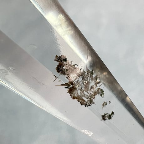 【ガネッシュヒマール産】天然ヒマラヤ水晶"手磨き加工"6角錐ペンデュラムペンダントトップ/Ganesh Himal Himalayan Quartz Pendulum Pendant Top