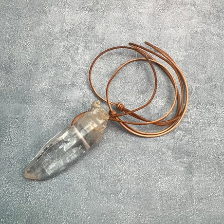 【ガネッシュヒマール産】天然ヒマラヤ水晶ペンダント⑨/GaneshHimal Natural Himalayan Quartz Pendant