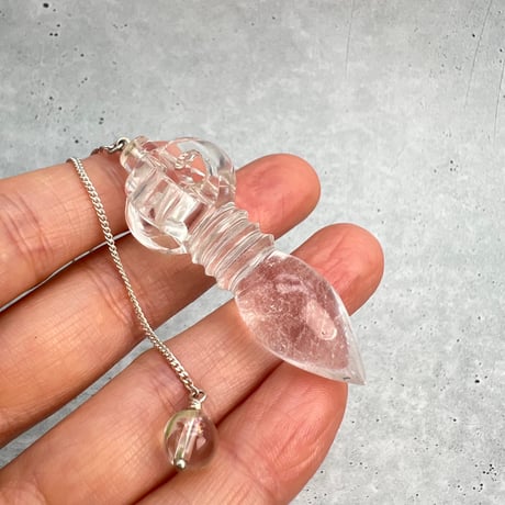 【ガネッシュヒマール産】天然ヒマラヤ水晶"手磨き加工"ペンデュラム(バジュラ.プルバ)/Ganesh Himal Himalayan Quartz Pendulum(vajra Phurba)