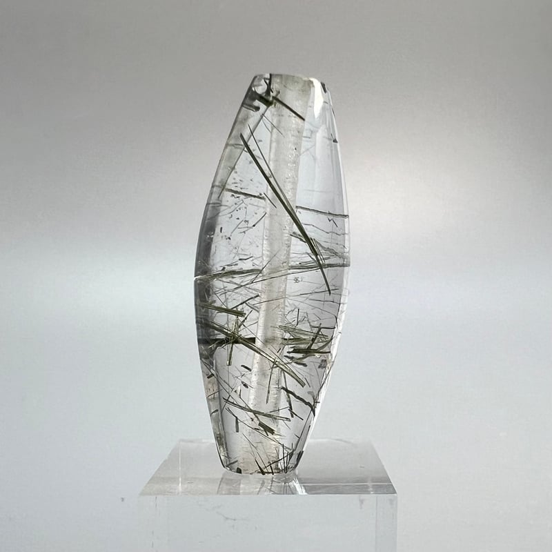 ガネッシュヒマール産】アクチノライトイン天然ヒマラヤ水晶 樽型