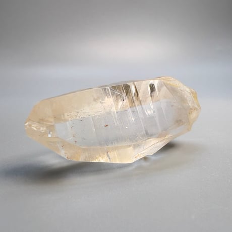 【ガネッシュヒマール産】天然ヒマラヤ水晶"ポイント"/Ganesh Himal Himalayan Quartz"Point"
