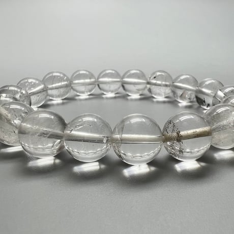 【カイラス産】"手磨き加工"天然ヒマラヤ水晶ブレスレット(10mm内径15cm)①/Kailash Himalayan Quartz Bracelet