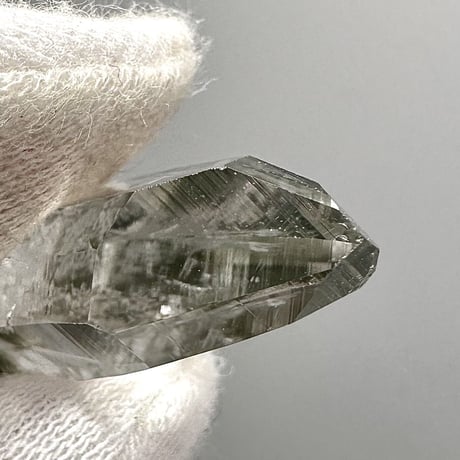 【ガネッシュヒマール産】クローライトイン天然ヒマラヤ水晶ミニポイント/Ganesh Himal Chlorite in Himalayan Quartz Mini Point