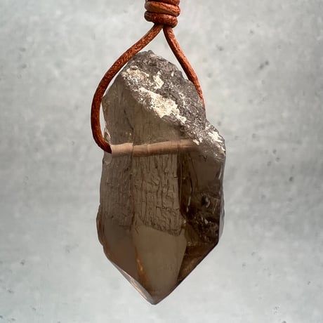 【ガウリシャンカール産】天然ヒマラヤスモーキークォーツペンダントトップ/Gaurishankar HimalayanSmoky pendant top