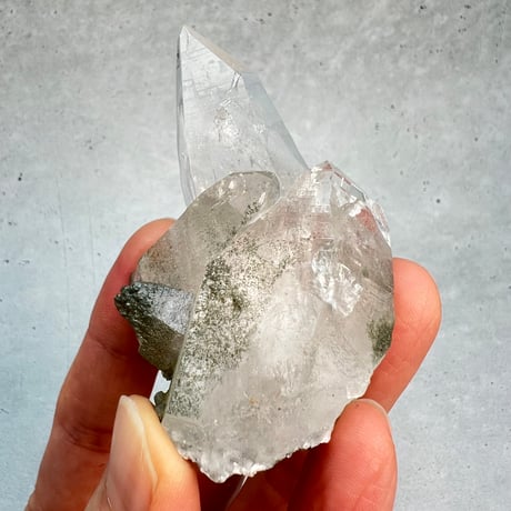 【ガネッシュヒマール産】クローライトイン天然ヒマラヤ水晶クラスター/Ganesh Himal Chlorite in Himalayan Quartz Cluster