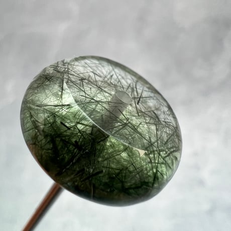 【ガネッシュヒマール産】アクチノライトイン天然ヒマラヤ水晶 タイヤ型ビーズ①/Ganesh Himal Actinolite in Himalayan Quartz Tire beads