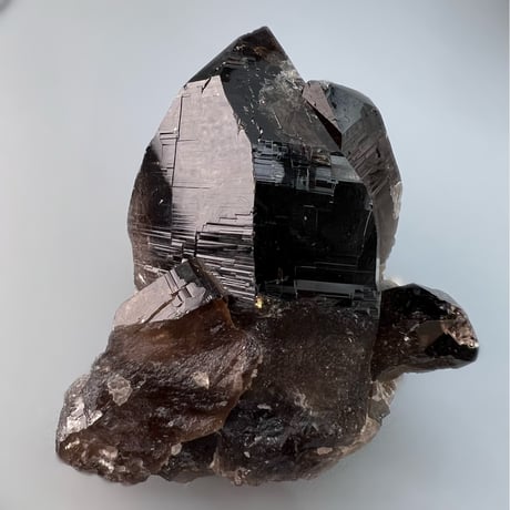 ガウリシャンカール産天然ヒマラヤ水晶クラスター/GauriShankar Himalayan Smoky Quartz Cluster