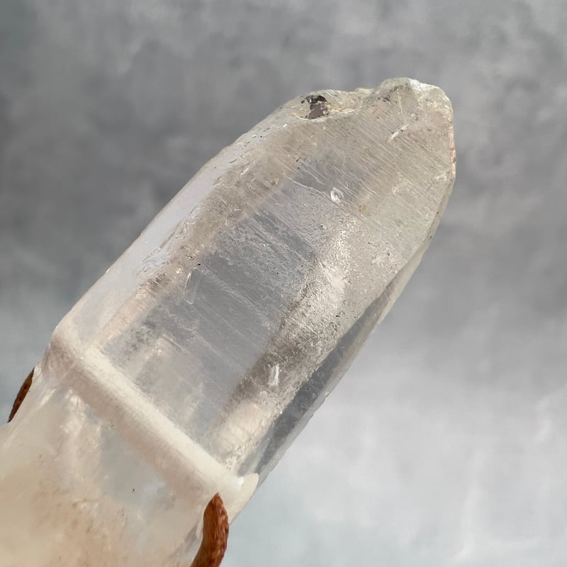 カイラス産】天然ヒマラヤ水晶革紐付きペンダント⑥/Kailash Himalayan