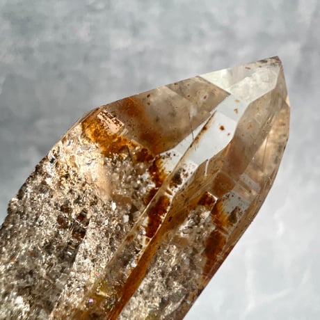 ハイクオリティ【ガネッシュヒマール産】リモナイトイン天然ヒマラヤ水晶/Ganesh Himal Limonite in Himalayan Quartz