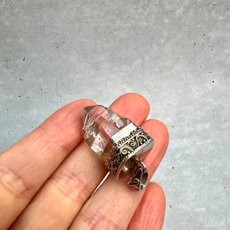 ガネッシュヒマール産】天然ヒマラヤ水晶 シルバー925ペンダント