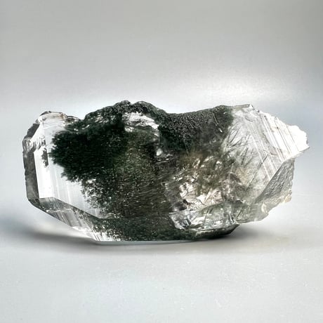 【ガネッシュヒマール産】クローライト&アクチノライトイン天然ヒマラヤ水晶/Ganesh Himal Himalayan Quartz