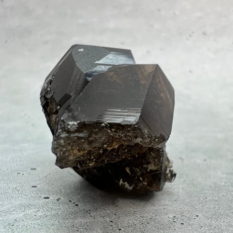 【ガウリシャンカール産】天然ヒマラヤスモーキークォーツ/GauriShankar Himalayan Smoky Quartz