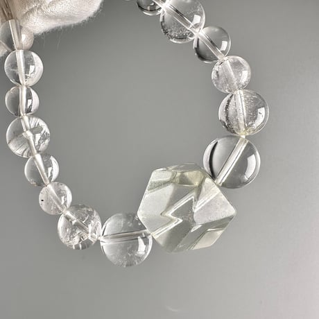 【カイラス産】"手磨き"天然ヒマラヤ水晶 デザインブレスレット/Kailash Himalayan Quartz Design Bracelet