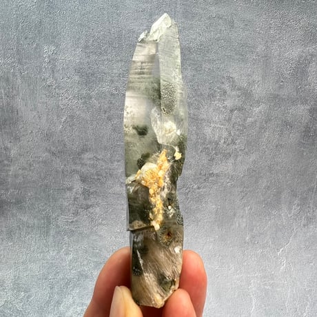 【ガネッシュヒマール産】クローライト&アクチノライトイン天然ヒマラヤ水晶/Ganesh Himal Chlorite&Actinorite in Himalayan Quartz