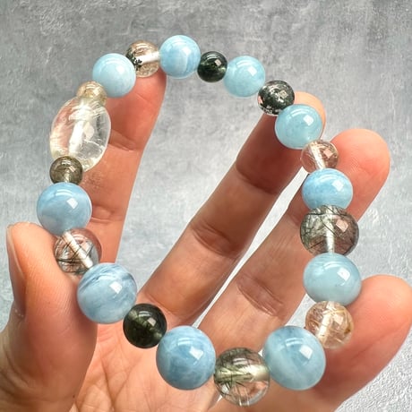 【デザインブレスレット】天然アクアマリン+ガネッシュヒマール産クローライトイン天然ヒマラヤ水晶/Aquamarine+Ganeshhimal Chlorite in H.Quartz Bracelet