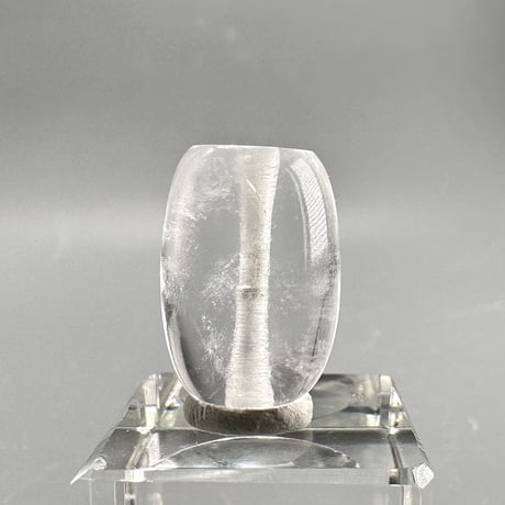 カイラス産"手磨き"天然ヒマラヤ水晶 バレルビーズ① Kailash Himalayan Quartz Barrel beads