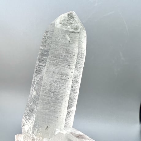【マナスル産】クローライトイン天然ヒマラヤ水晶ポイント/Manaslu Chlorite in Himalayan Quartz Point