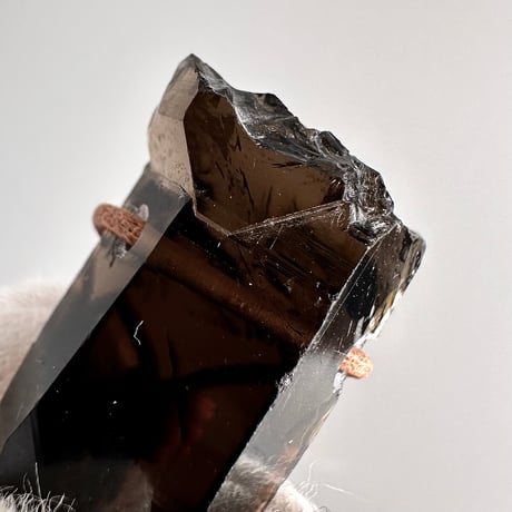 ガウリシャンカール産天然ヒマラヤスモーキークォーツ革紐ペンダント/GauriShankar Himalayan Smoky Quartz Pendant
