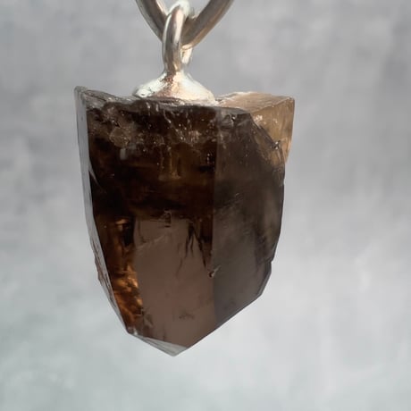 【ガウリシャンカール産】天然ヒマラヤスモーキークォーツ バチカン付きペンダントトップ④/Gaurishankar Himalayan Smoky Silver925 pendant top