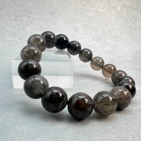 【ガネッシュヒマール産】アクチノライトイン天然ヒマラヤ水晶デザインブレスレット/Ganesh Himal Actinolite in Himalayan Quartz Design Bracelet
