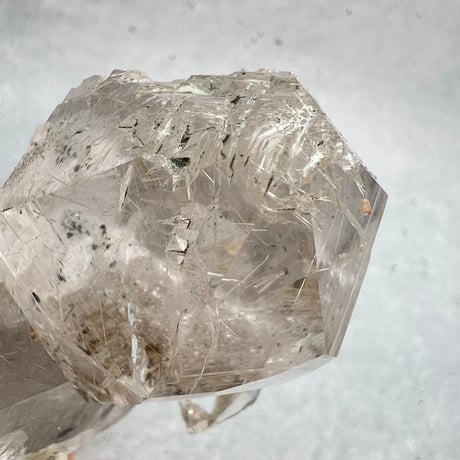 【ガネッシュヒマール産】トレモライトイン天然ヒマラヤ水晶/Ganesh Himal Tremolite in Himalayan Quartz