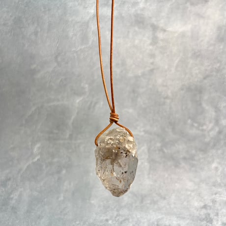 【ガネッシュヒマール産】天然ヒマラヤ水晶ペンダント④/GaneshHimal Natural Himalayan Quartz Pendant
