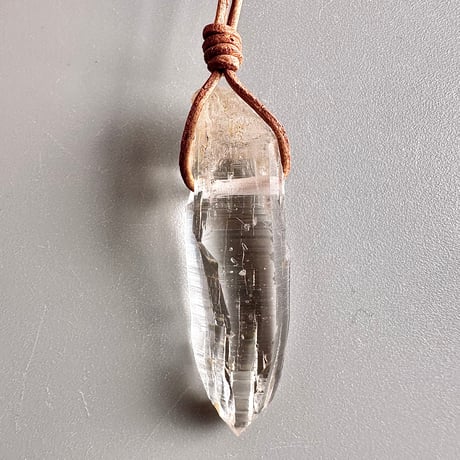 【ガネッシュヒマール産】 天然ヒマラヤ水晶ペンダント GaneshHimal Natural Pendant