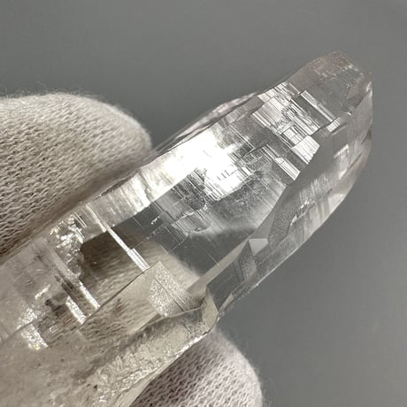 アンナプルナ産天然ヒマラヤ水晶ポイント/Annapurna Himalayan Quartz mini Point