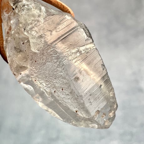 【カイラス産】天然ヒマラヤ水晶革紐付きペンダント④/Kailash Himalayan Quartz Pendant