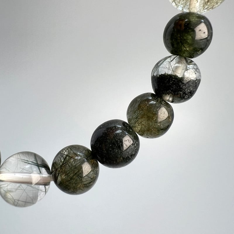 ガネッシュヒマール産】アクチノライトイン天然ヒマラヤ水晶デザイン