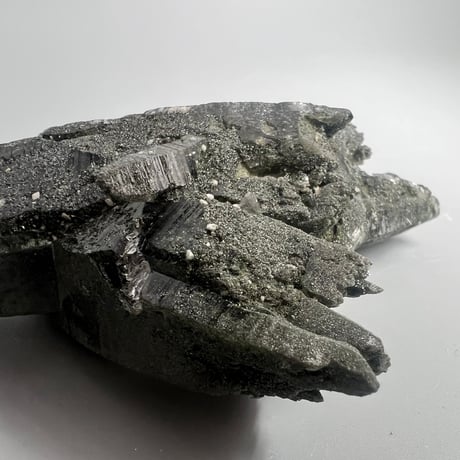 大特価【ガネッシュヒマール産】クローライトイン天然ヒマラヤ水晶/Ganesh Himal Chlorite in Himalayan Quartz