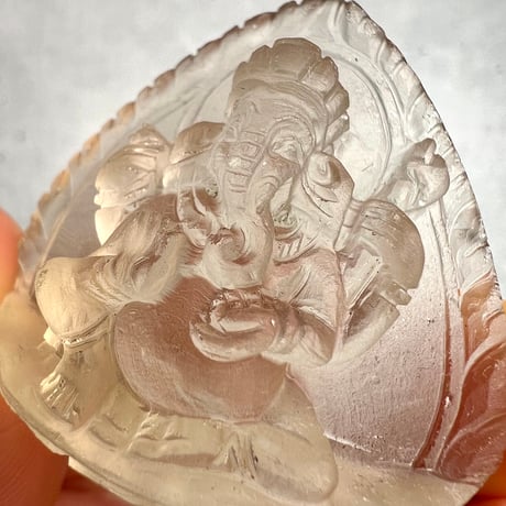 【ガウリシャンカール産】天然ヒマラヤレモンスモーキークォーツ "ガネーシャ"仏像/Gaurishankar Himalayan Lemon Smoky "Ganesha"Statue