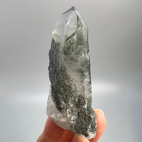 【ガネッシュヒマール産】クローライトイン天然ヒマラヤ水晶/Ganesh Himal Chlorite in Himalayan Quartz