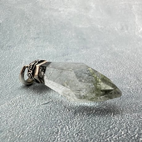 【ガネッシュヒマール産】アクチノライトイン天然ヒマラヤ水晶ペンダントトップ⑤/Ganesh Himal Actinorite in Himalayan Quartz Pendant Top