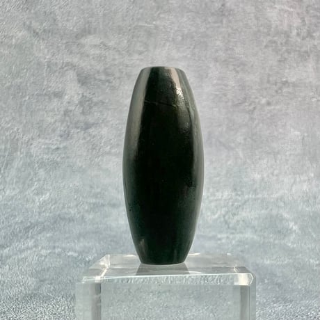 【ガネッシュヒマール産】クローライトイン天然ヒマラヤ水晶 樽型ビーズ⑩/Ganesh Himal Chlorite in Himalayan Quartz barrel beads