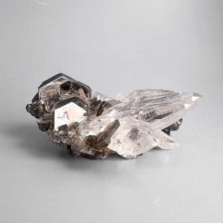 【ガネッシュヒマール産】天然ヒマラヤ水晶 (雲母付き)/Ganesh Himal Himalayan Quartz white Mica Cluster