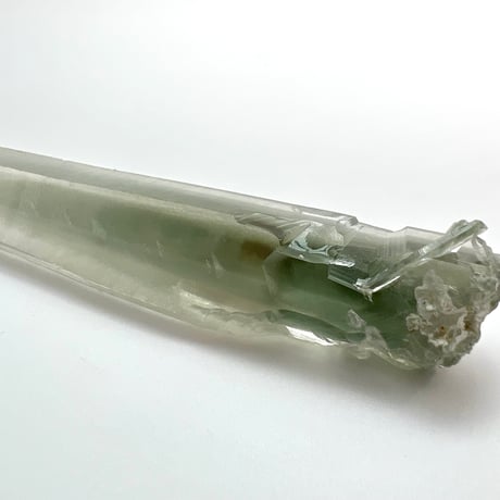 マダガスカル産クローライトインクォーツ/Madagascar Chlorite in Quartz
