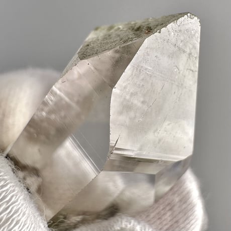 【ガネッシュヒマール産】クローライトイン天然ヒマラヤ水晶ミニポイント"CC"/Ganesh Himal Chlorite in Himalayan Quartz Mini Point