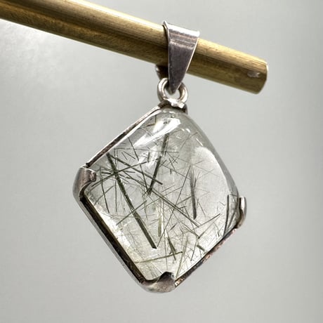 【ガネッシュヒマール産】アクチノライトイン天然ヒマラヤ水晶シルバー925ペンダントトップ② / Ganesh Himal Actinolite in Himalayan Quartz
