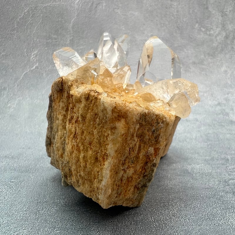 ガネッシュヒマール産】リモナイトイン天然ヒマラヤ水晶/Ganesh Himal